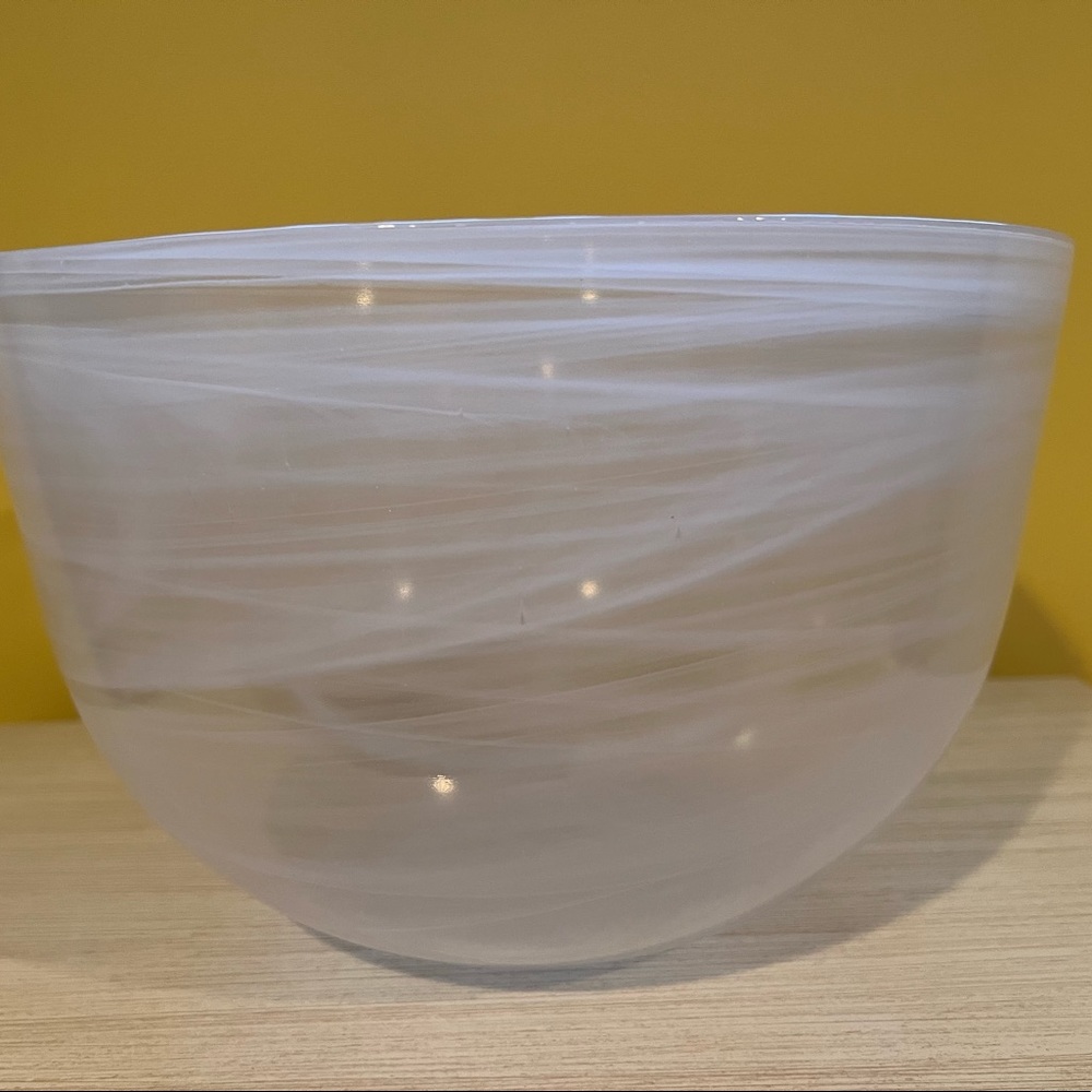 Mariposa White Alabaster Bowl